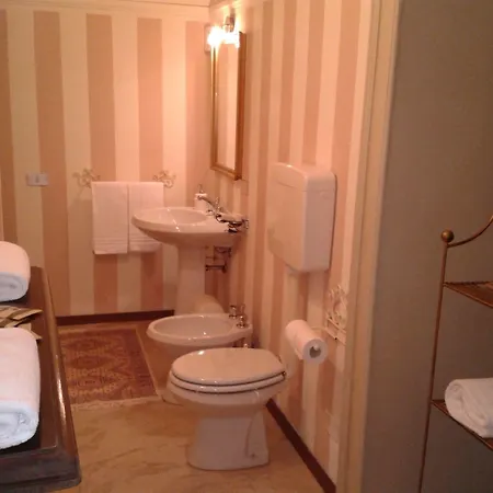 Antica Dimora Bed & Breakfast 4*